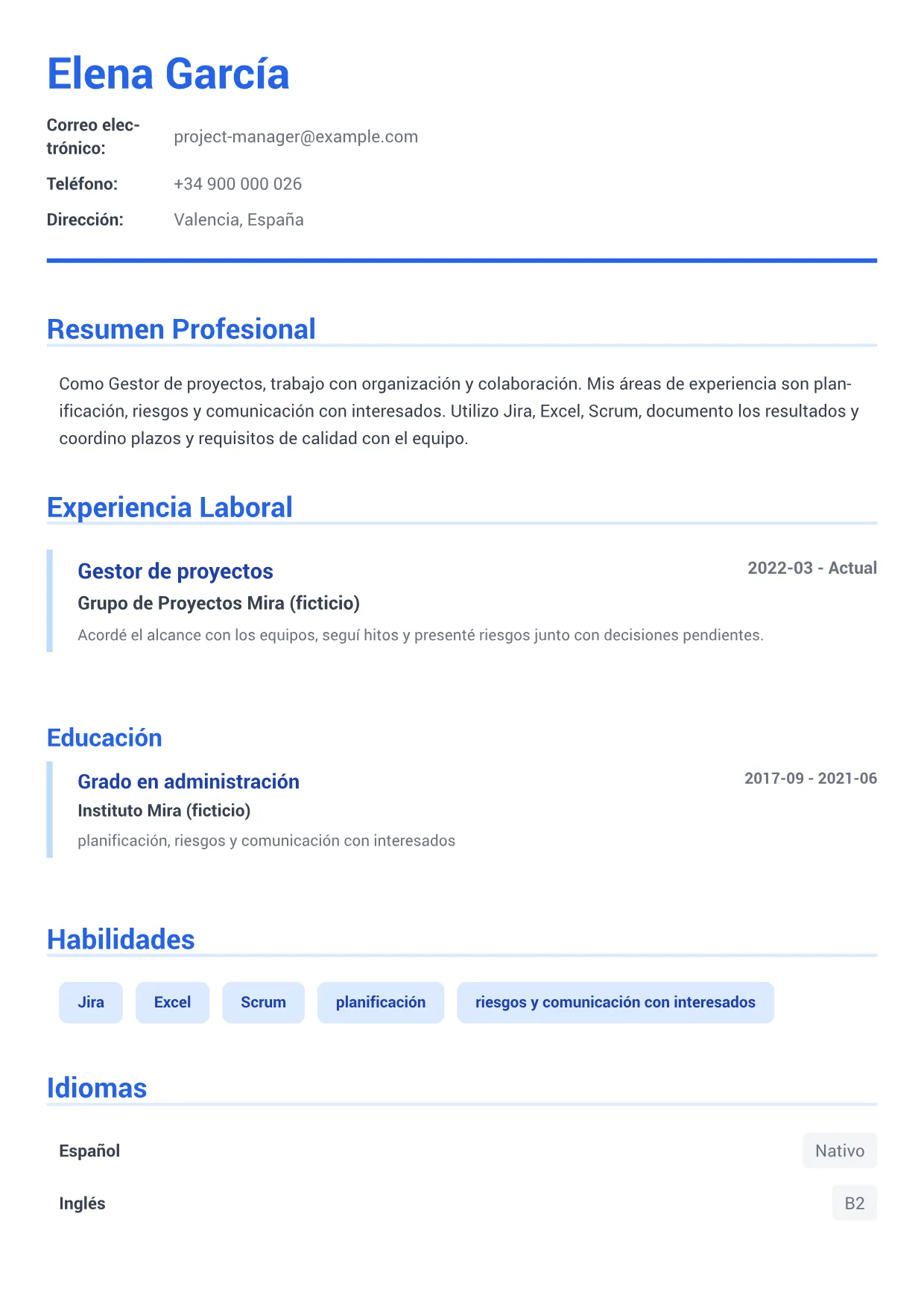 Ejemplo de CV de Gestor de proyectos – Azul Ejecutivo (1/1)