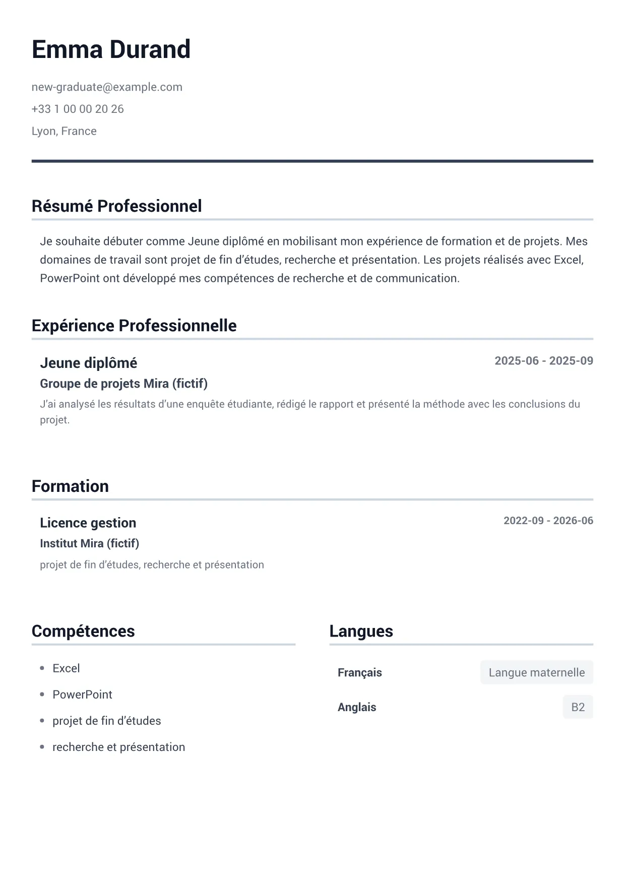 Exemple de CV Jeune diplômé – Gris Minimal (1/1)