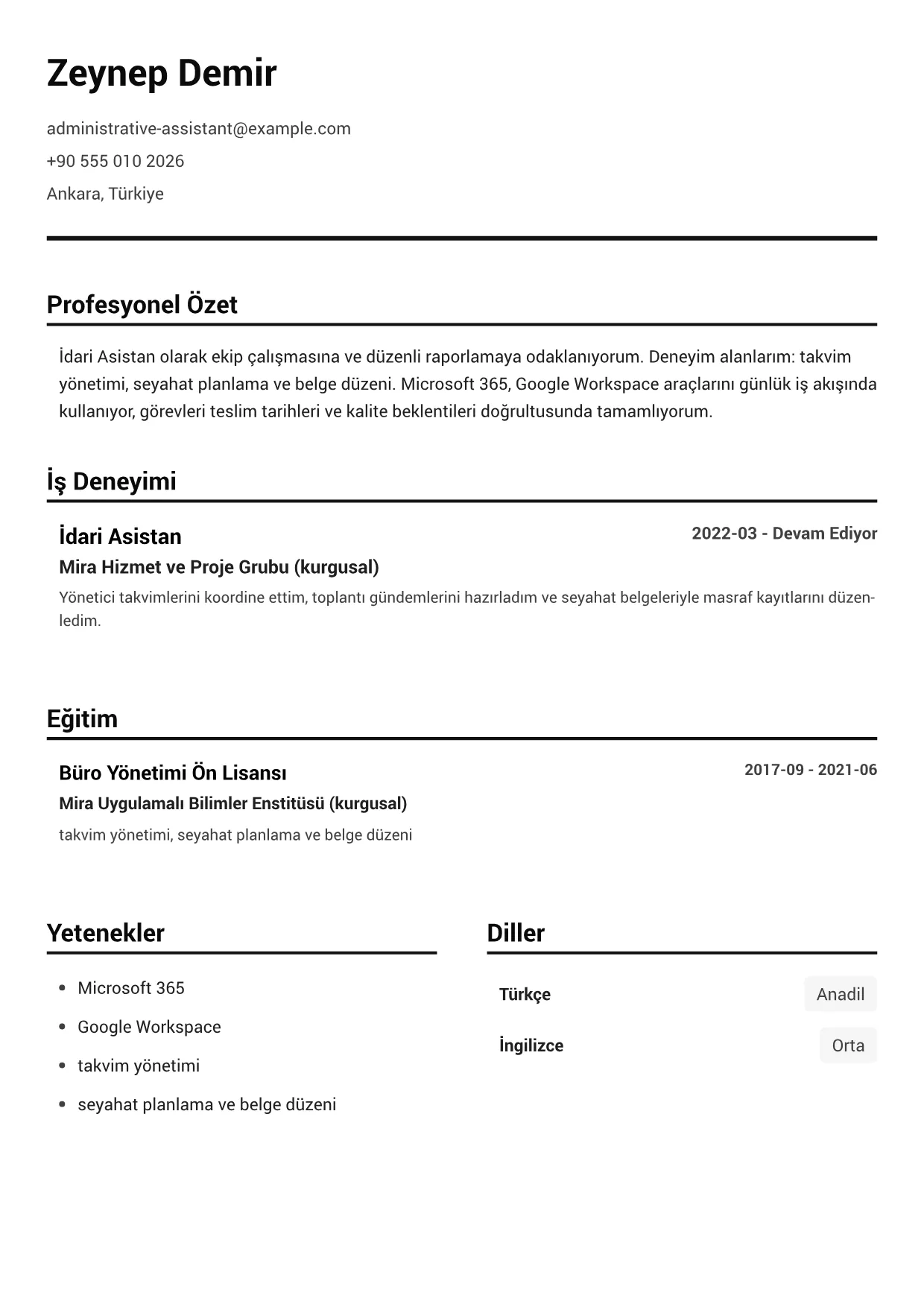 İdari Asistan CV Örneği – Siyah Beyaz Net (1/1)